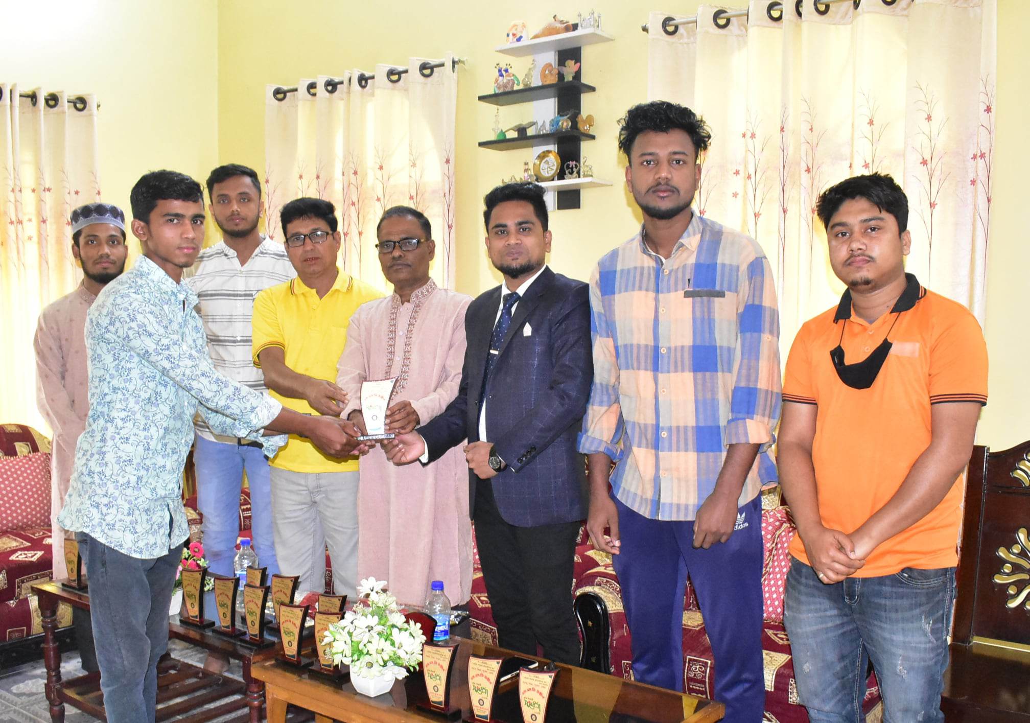ছাতকে এসএসসি উত্তীর্ণ শিক্ষার্থী সংবর্ধনা