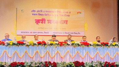 বাংলাদেশে কোন দুর্বৃত্তদের জায়গা হবে না: বিভাগীয় কমিশনার