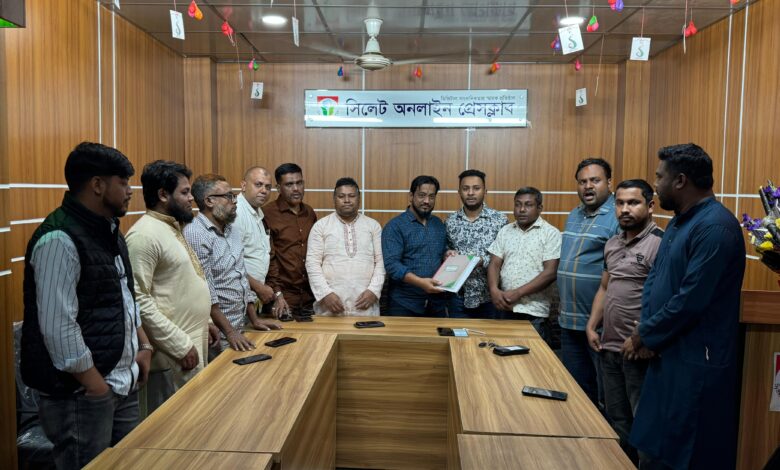 সিলেট অনলাইন প্রেসক্লাবের নব-নির্বাচিত কমিটির দায়িত্ব গ্রহণ